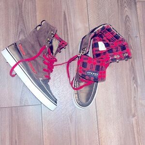 Vintage Sperry plaid tartan brown & red high top sneakers